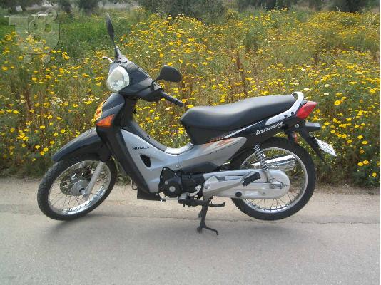 PoulaTo: HONDA INNOVA '05